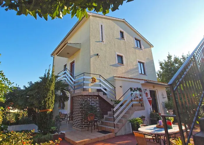 Selma 1227 Premantura